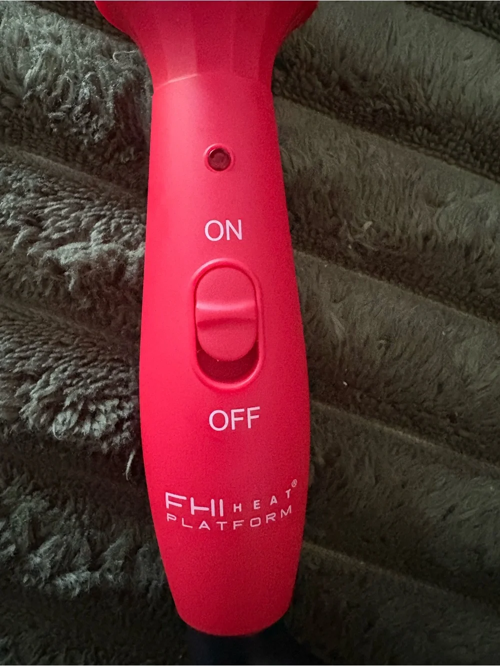 FHI Heat Platform Mini Travel 1.5” Curling Iron Red